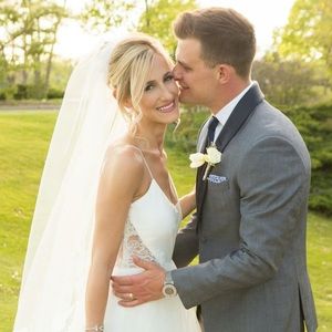 Meet your Posher, Courtney